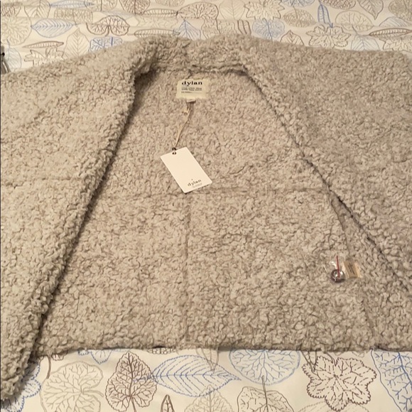 NWT Dylan byTrue Grit Sherpa Lined Faux Suede Vest - Picture 2 of 3